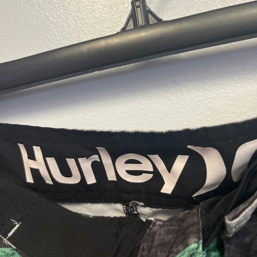 0224-11 Hurley Swim Trunks